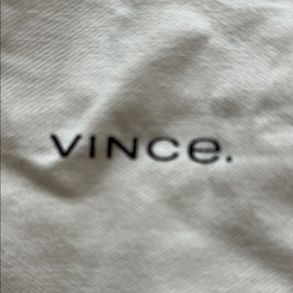 Vince Cream Dust Bag